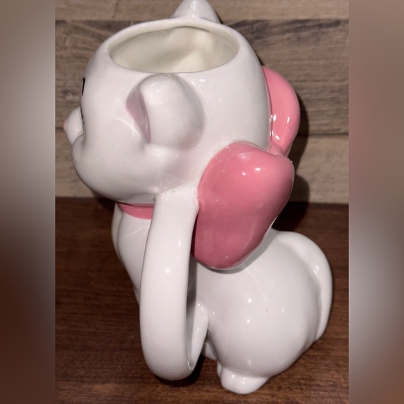 Super Cute Disney Aristocats Marie Full Body Ceramic 3D Sculpted Mug - NEW - Picture 8 of 17